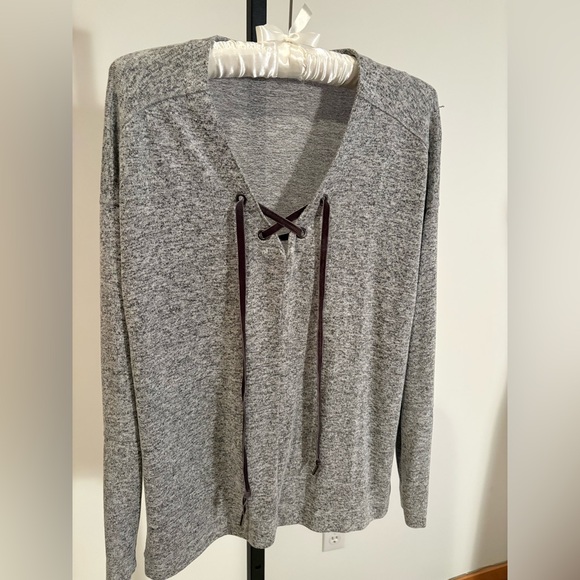 Rails EUC marled lace up w/ velvet ties. Super soft & roomy w/ 2% stretch - Picture 3 of 8